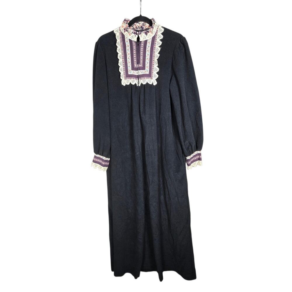 Vintage Black Floral Zip Front Robe Womens Large Prairie Cottagecore Lace Maxi